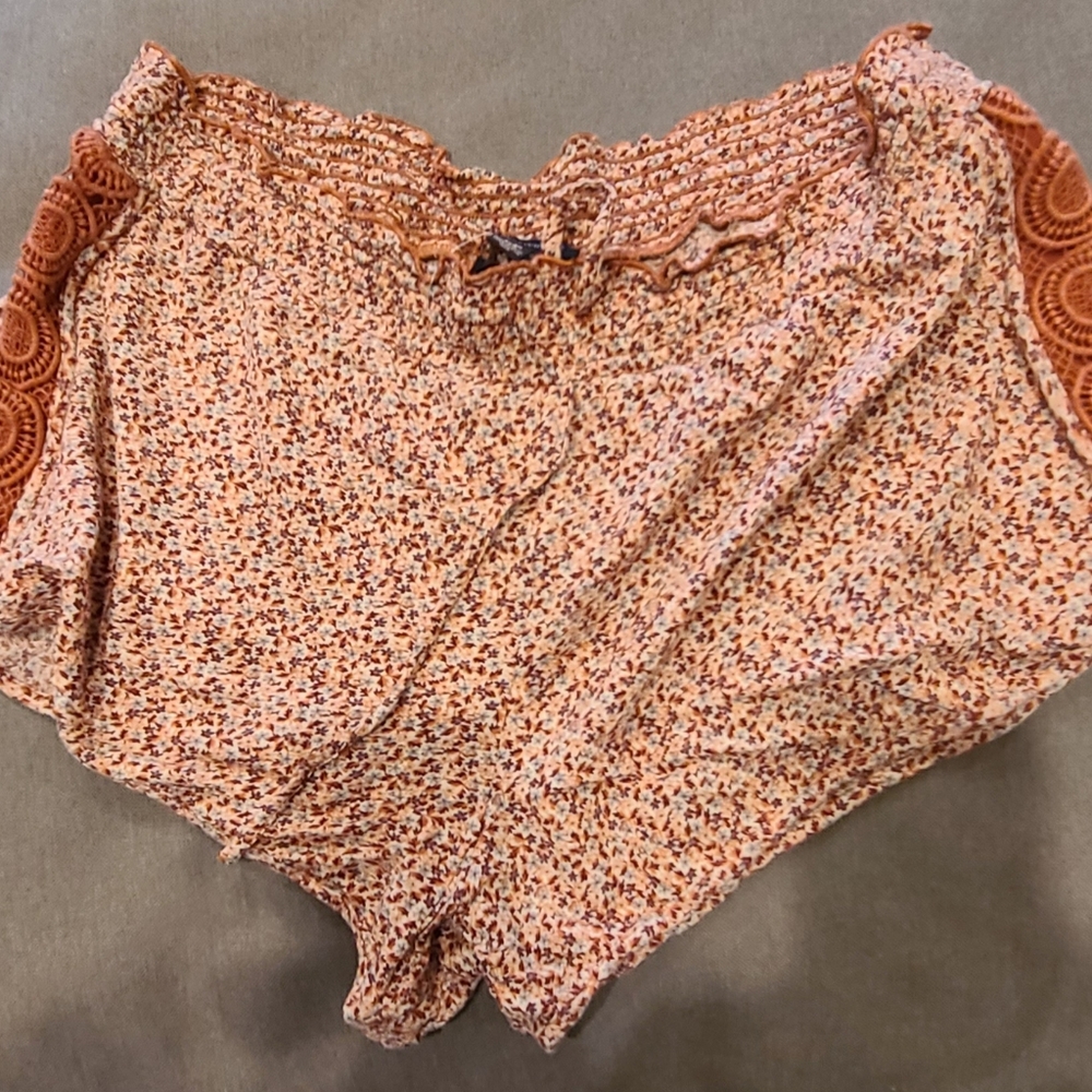 American Eagle Outfitters shorts XL